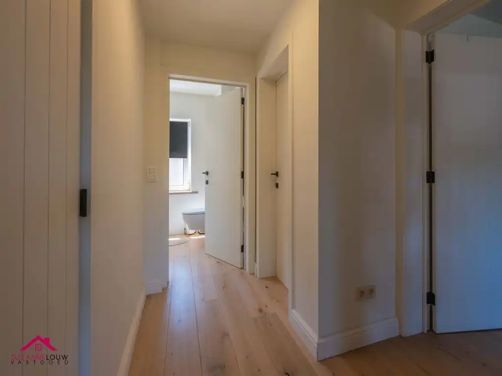 Op te frissen woning in gesloten bebouwing foto 14