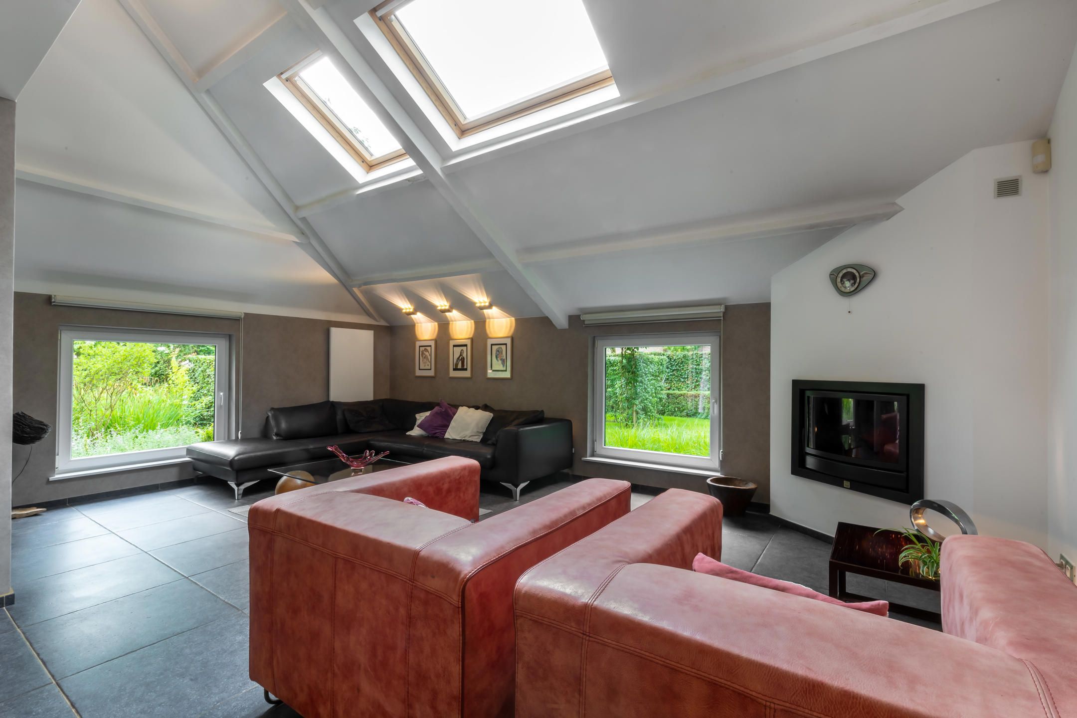 Prachtig perceel van 3348m2 met magnifieke tuin. foto 9