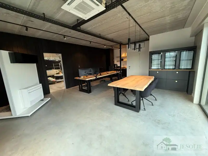 KMO-Unit 240m² - met kantoorruimte foto 3