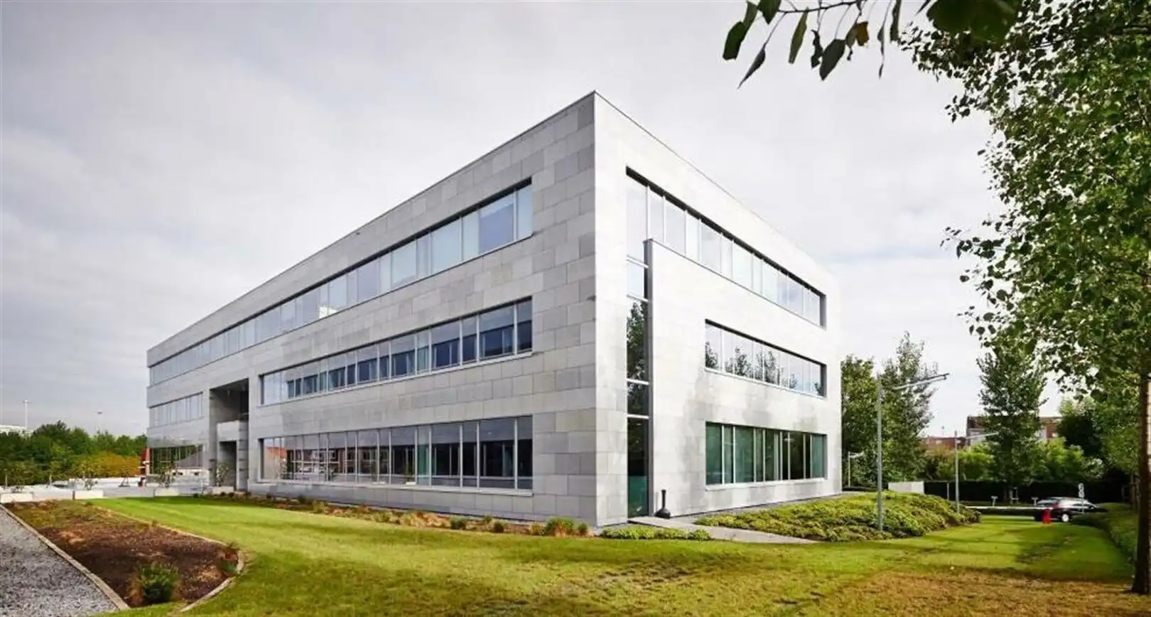 WEST END: Beschikbaarheid vanaf ong. 180m² foto 2