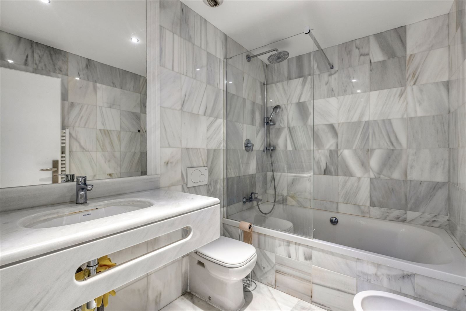 For the shop aholics between us: Meir shopping street foto 17