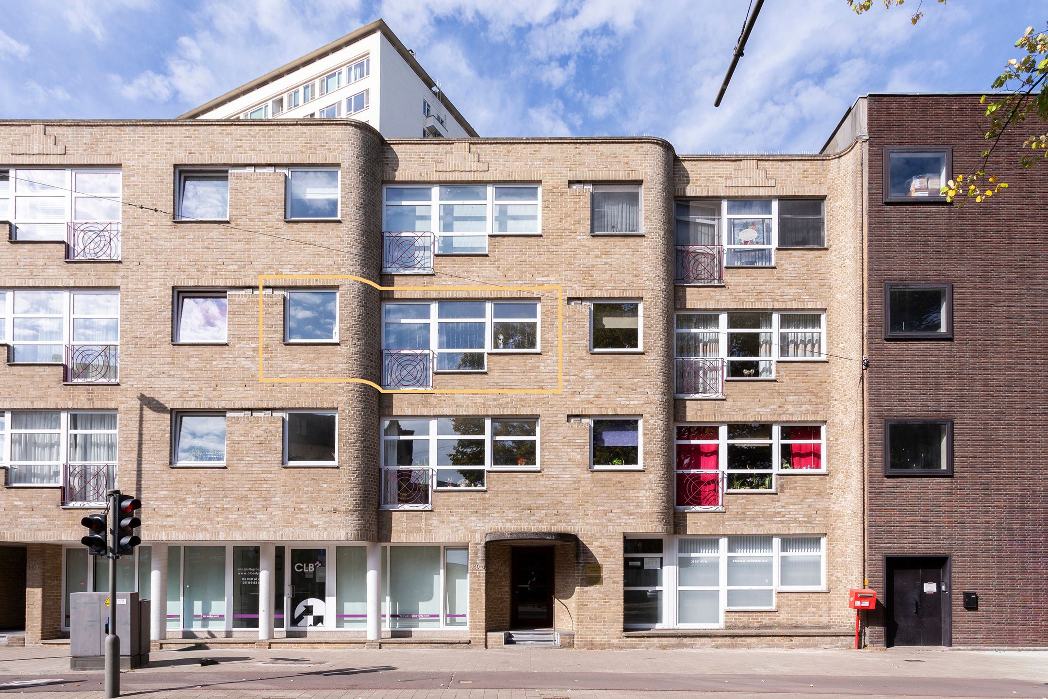 ruim app. ca 125 m² met 2 slpks & terras vlakbij Den Brandt foto 2