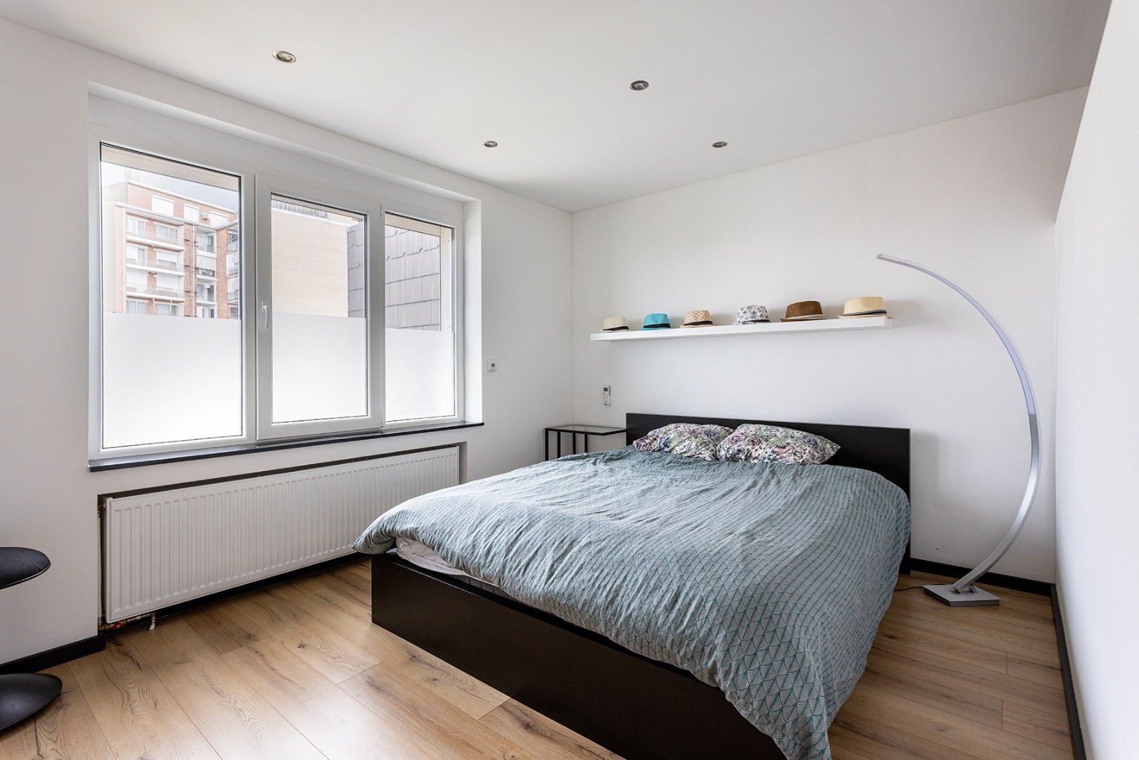 Instapklaar appartement (119m²) met 2 slpk en garage! foto 16