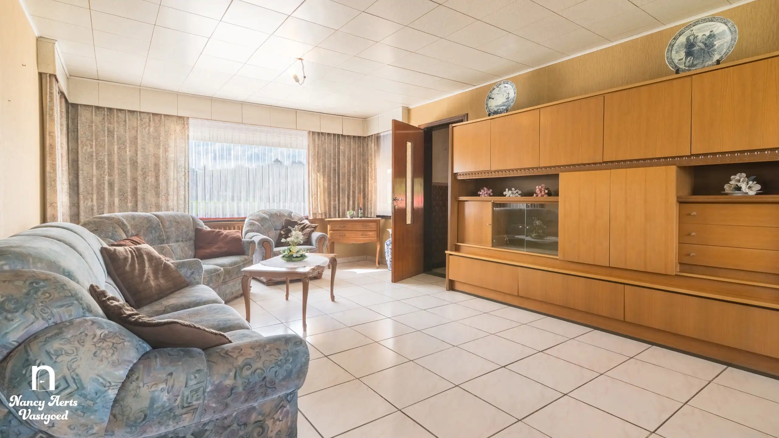 Charmante te renoveren woning op een rustige locatie foto 5