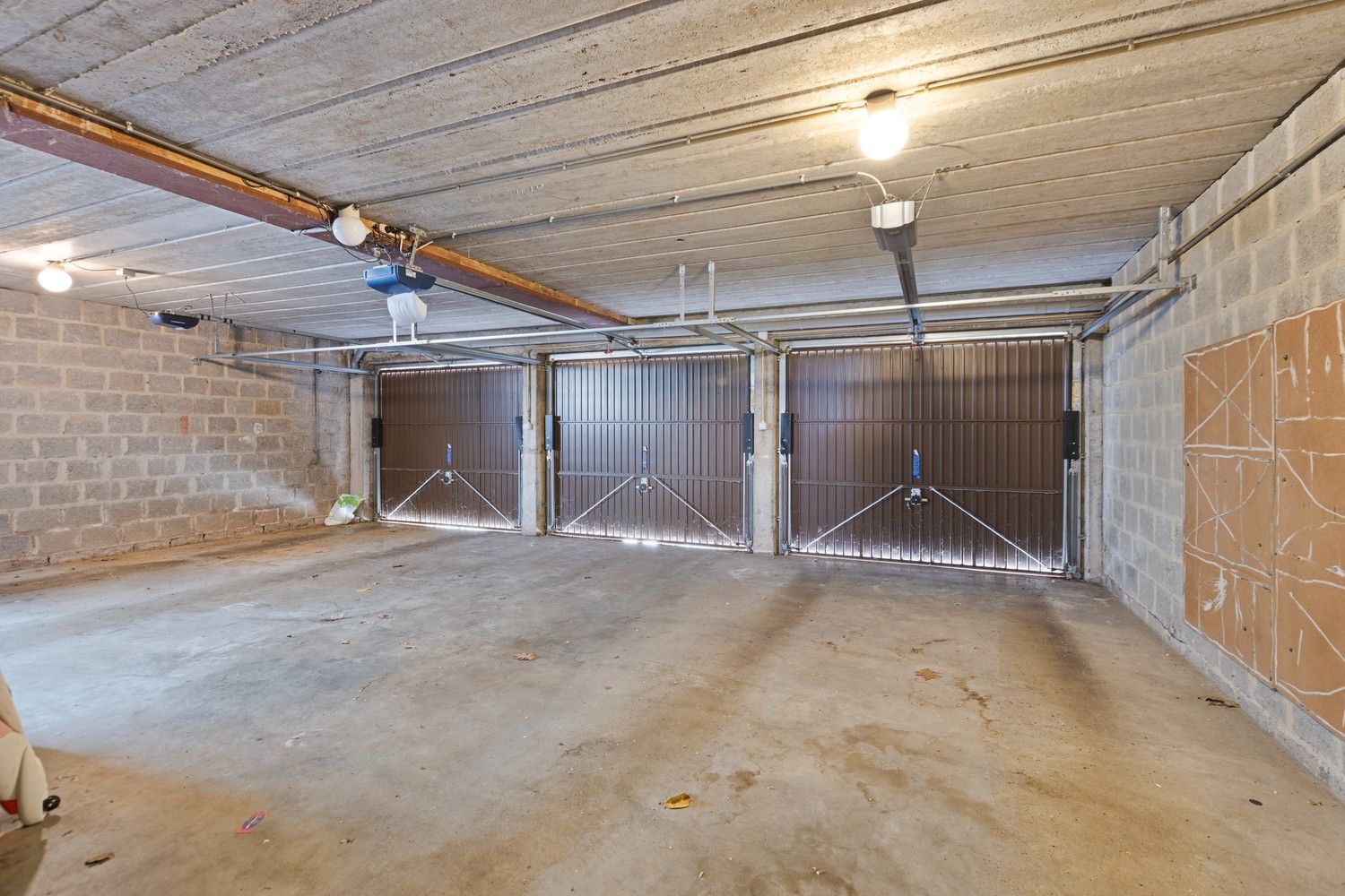 Instapklaar en ruim appartement met drie slaapkamers op een strategische locatie in Lanaken foto 23