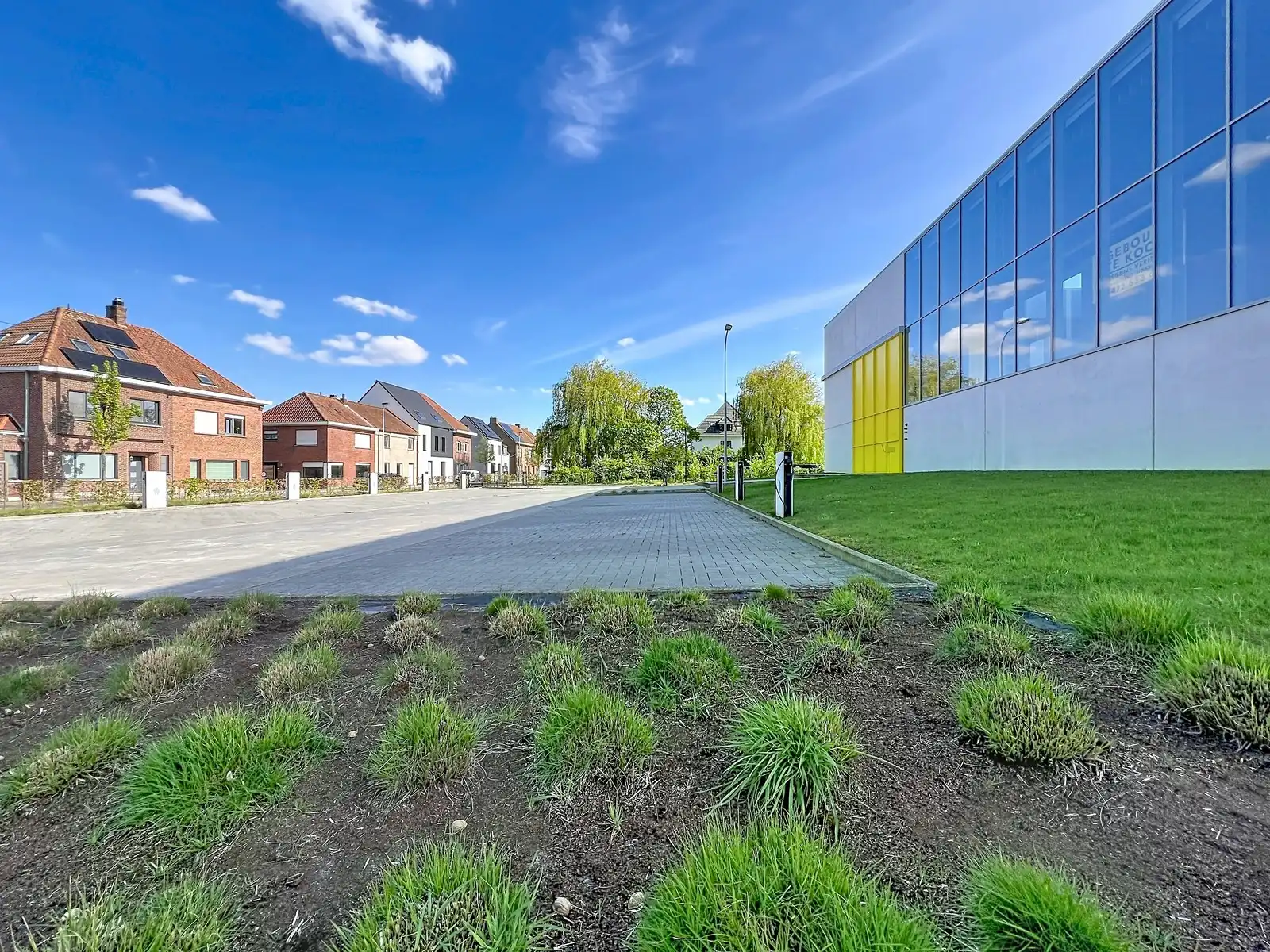 Share-deal: duurzaam, strak en ecologisch HIGH-END afgewerkt bedrijfsgebouw (°2020) met productiehal en kantoren op een perceel van 5.069m². foto 5
