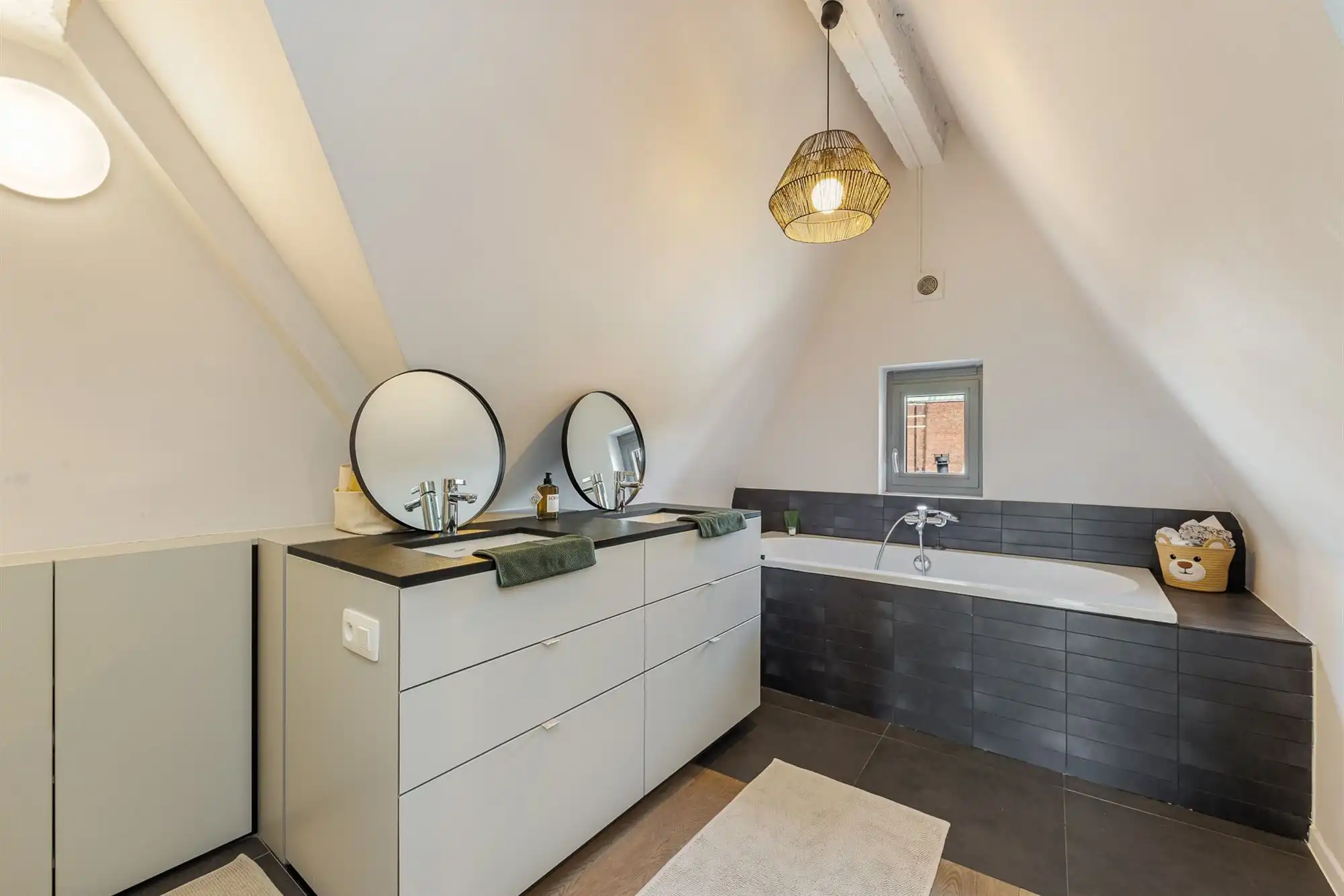 Triplex app. met 3 à 4 slpkmrs. en ruim terras foto 22