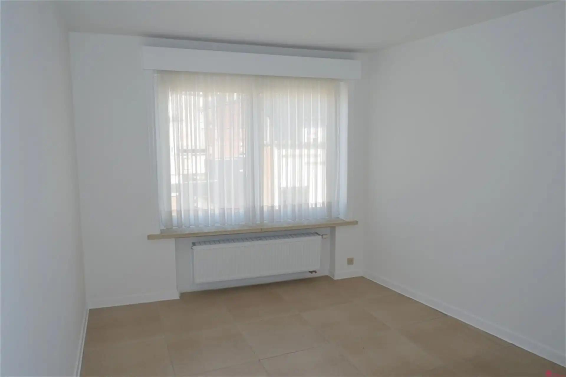 Appartement dicht bij centrum & station Kortrijk foto 9