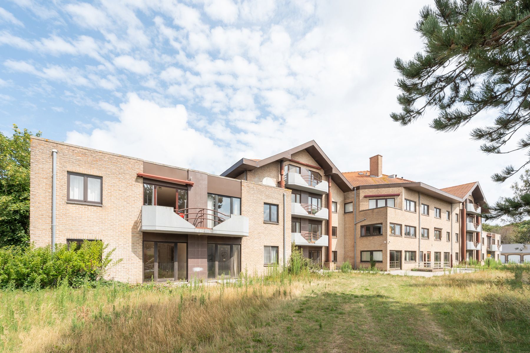 Zonnig appartement met terras te Sint-Idesbald foto 12