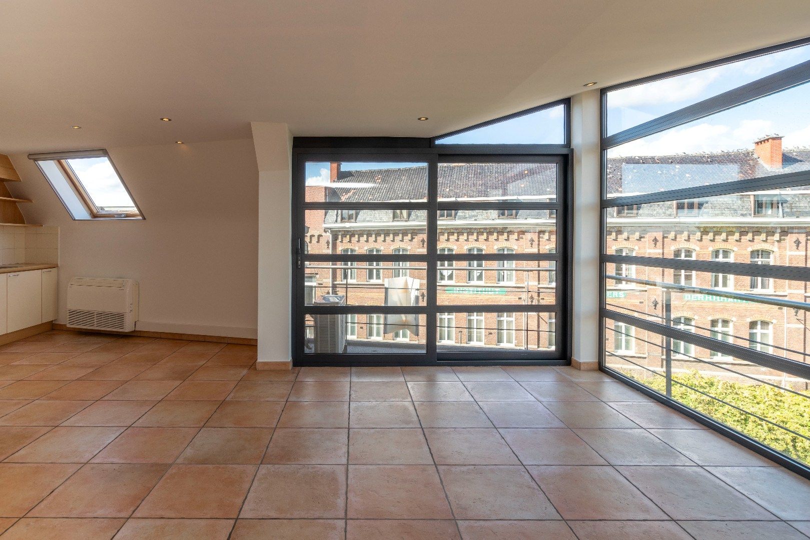 Duplex met 2 slpks en 2 badk in het centrum van Ninove foto 4
