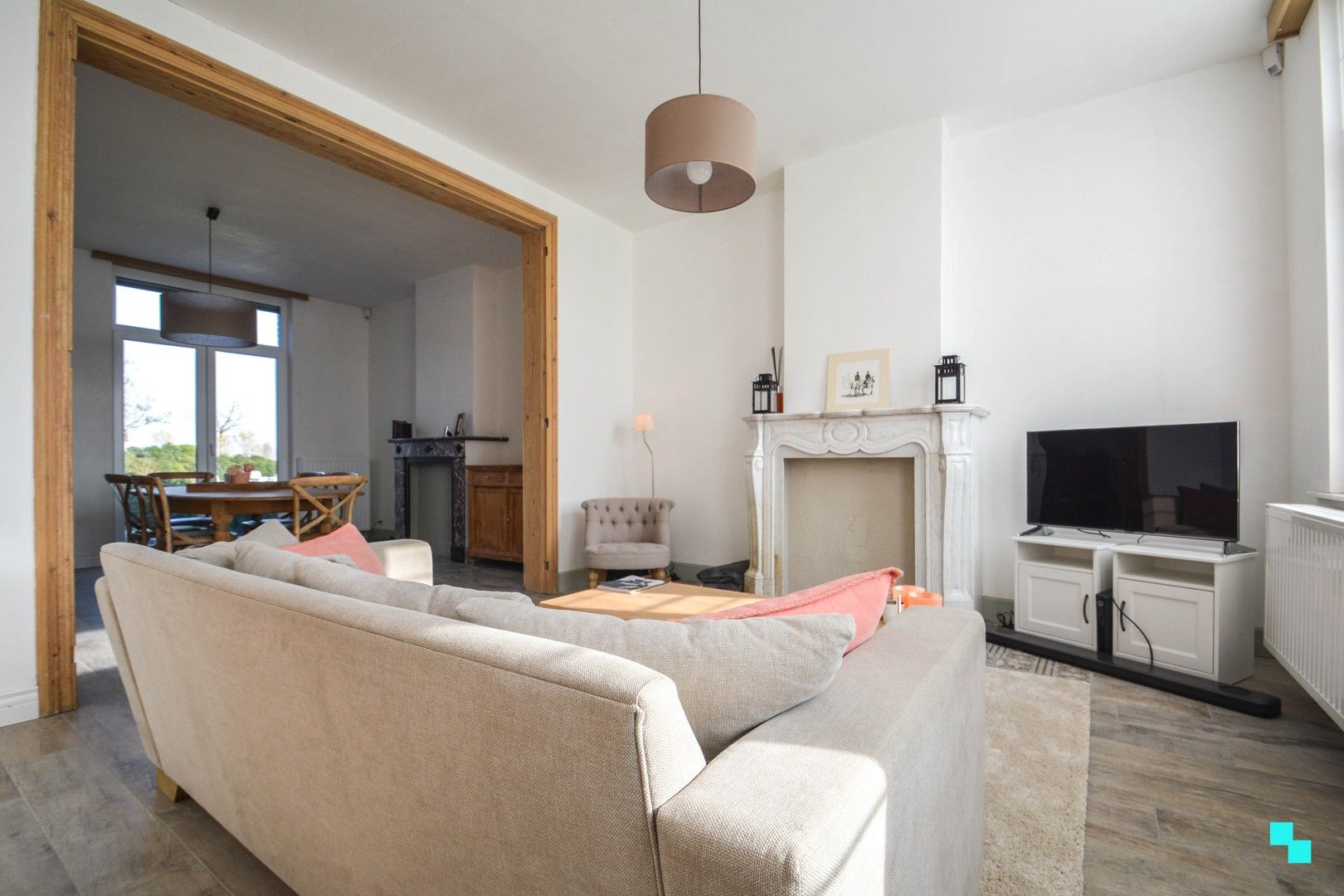 Alleenstaande landelijk gelegen woning met 3 slaapkamers foto 2