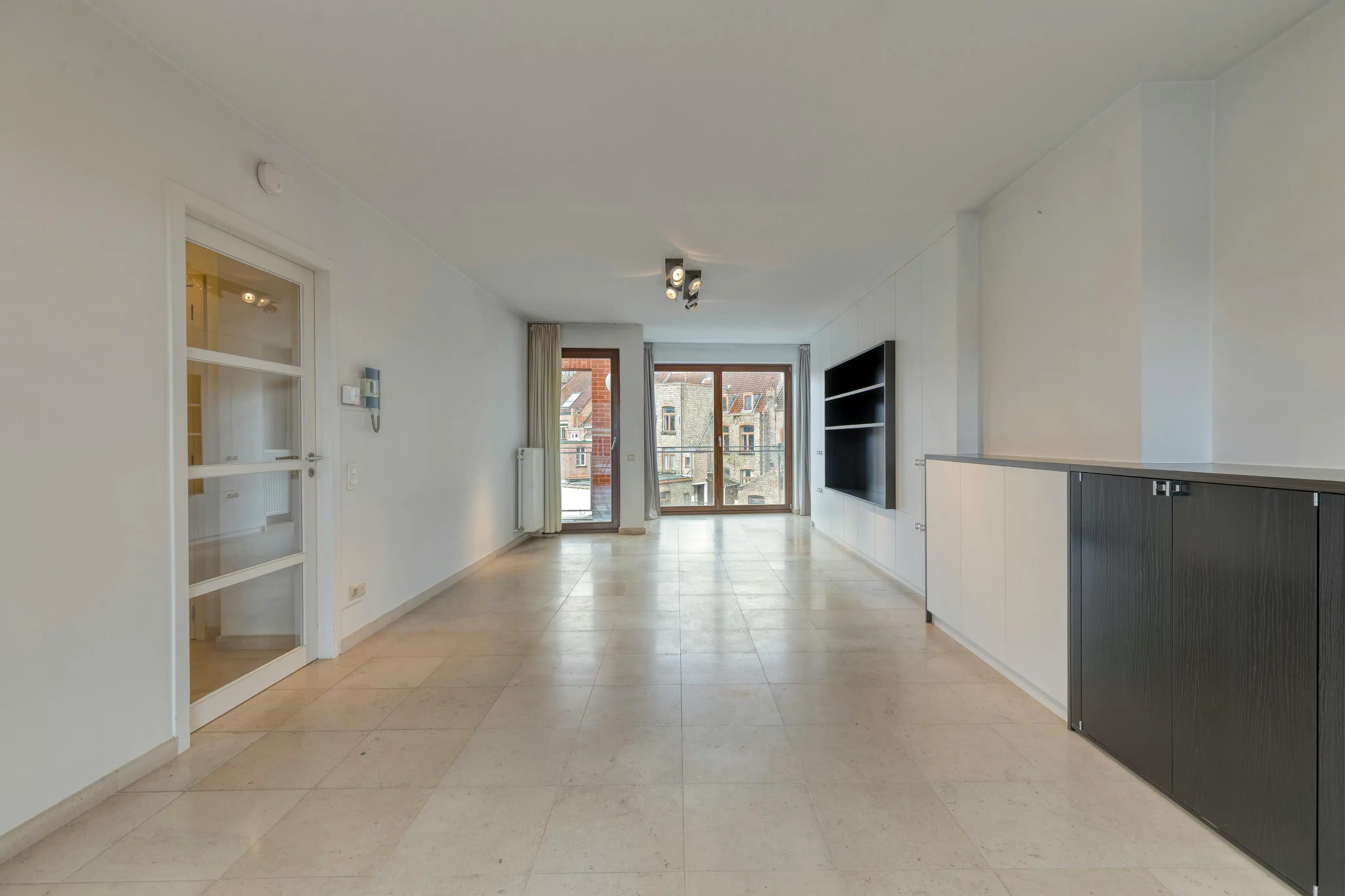 Lichtrijk appartement met 3 slaapkamers te koop in Brugge foto 9