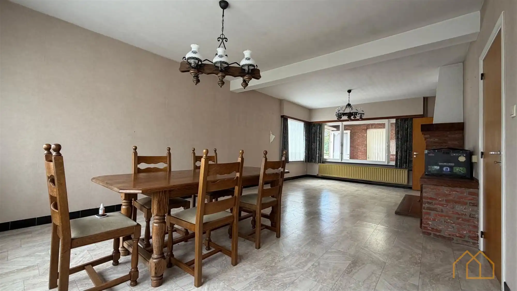 Vrijstaande woning met 3 slk en tuin foto 8