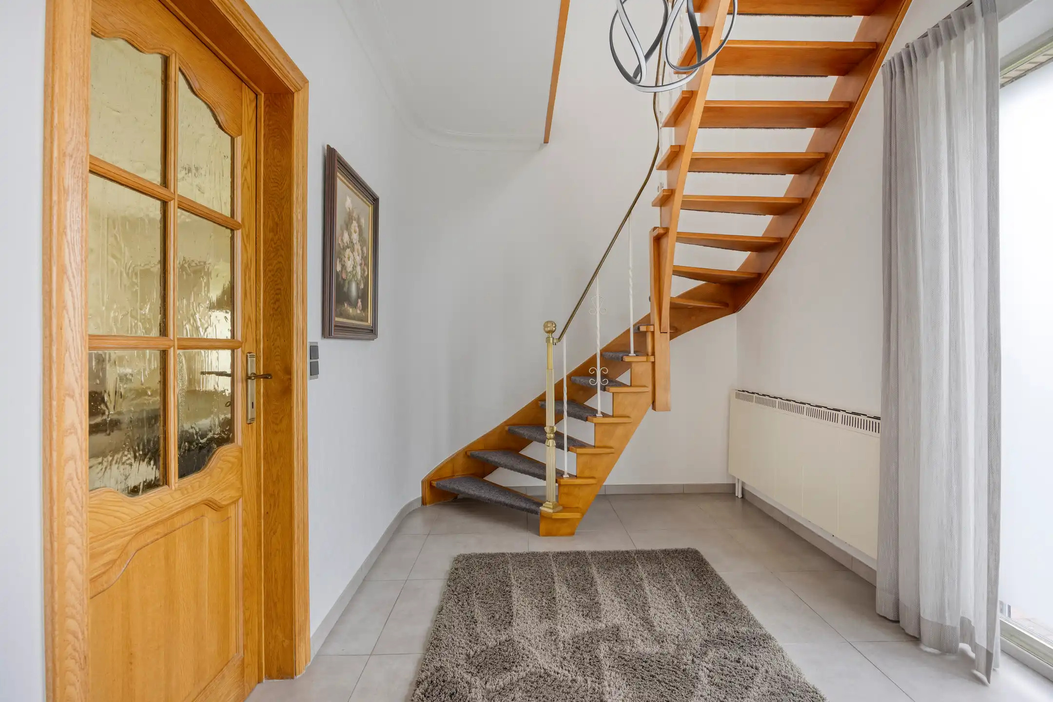 Ideale gezinswoning met 3 slaapkamers en dubbele garage foto 5