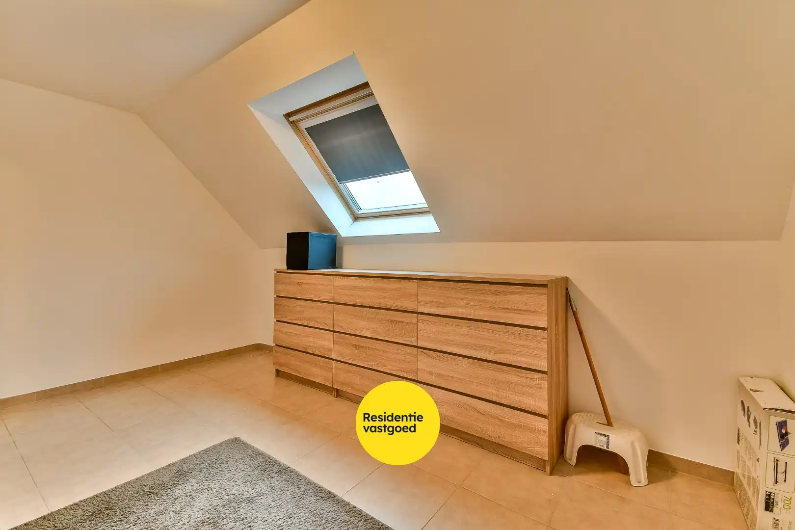 Bel-étagewoning met ruimte tuin te huur in Zandvoorde  foto 8