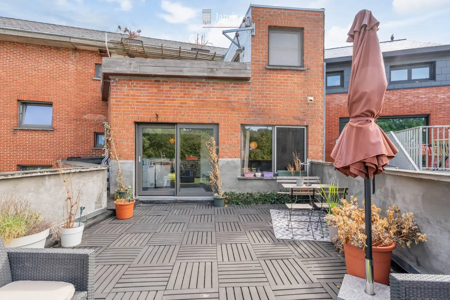 Instapklaar en ruim appartement met 2 slaapkamers en 3 garageboxen nabij de Keizersberg te Leuven ! foto 13