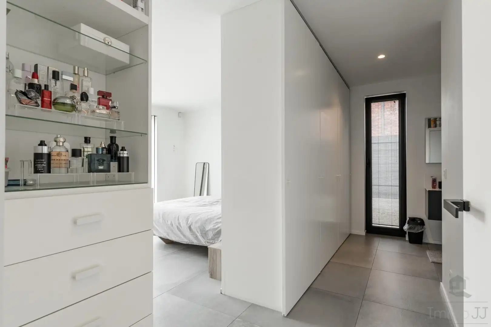Recente, luxueus afgewerkte energiezuinige woning in Kuringen foto 14