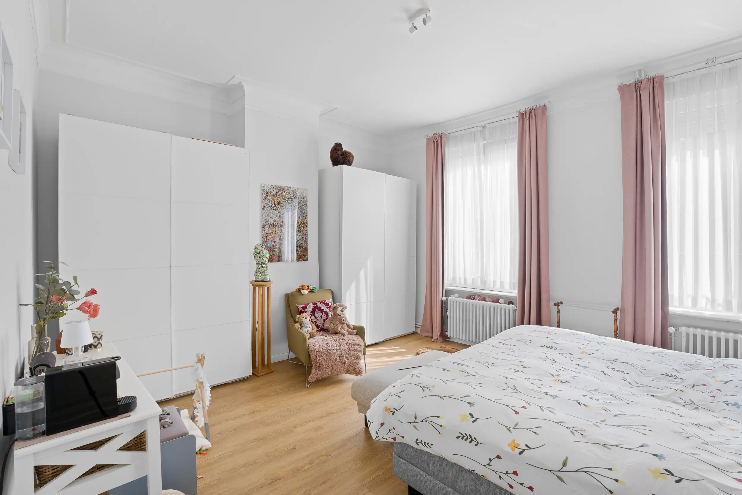 Charmante woning met diepe tuin én achteruitgang in centrum foto 11