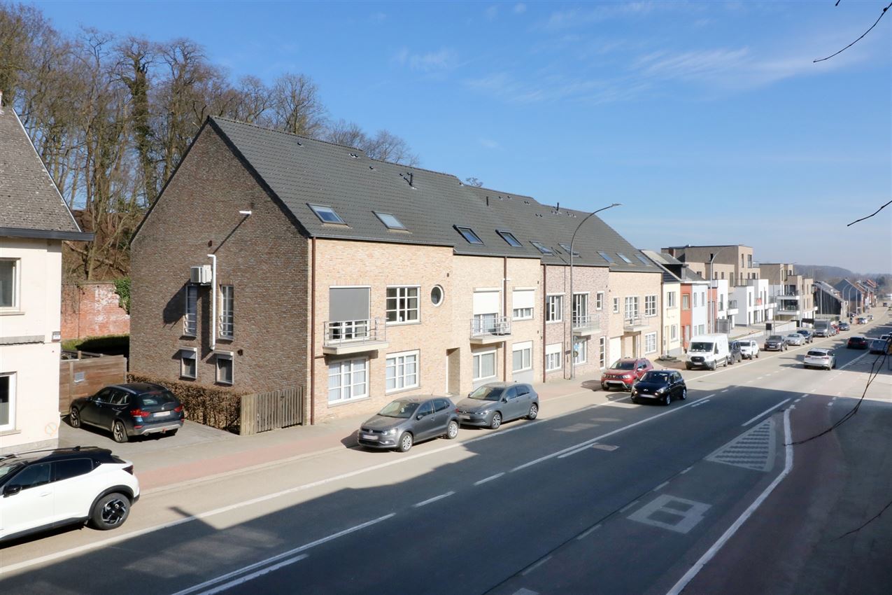 Zuidgericht duplex met 2 slpk. en autostaanplaats in centrum foto 26