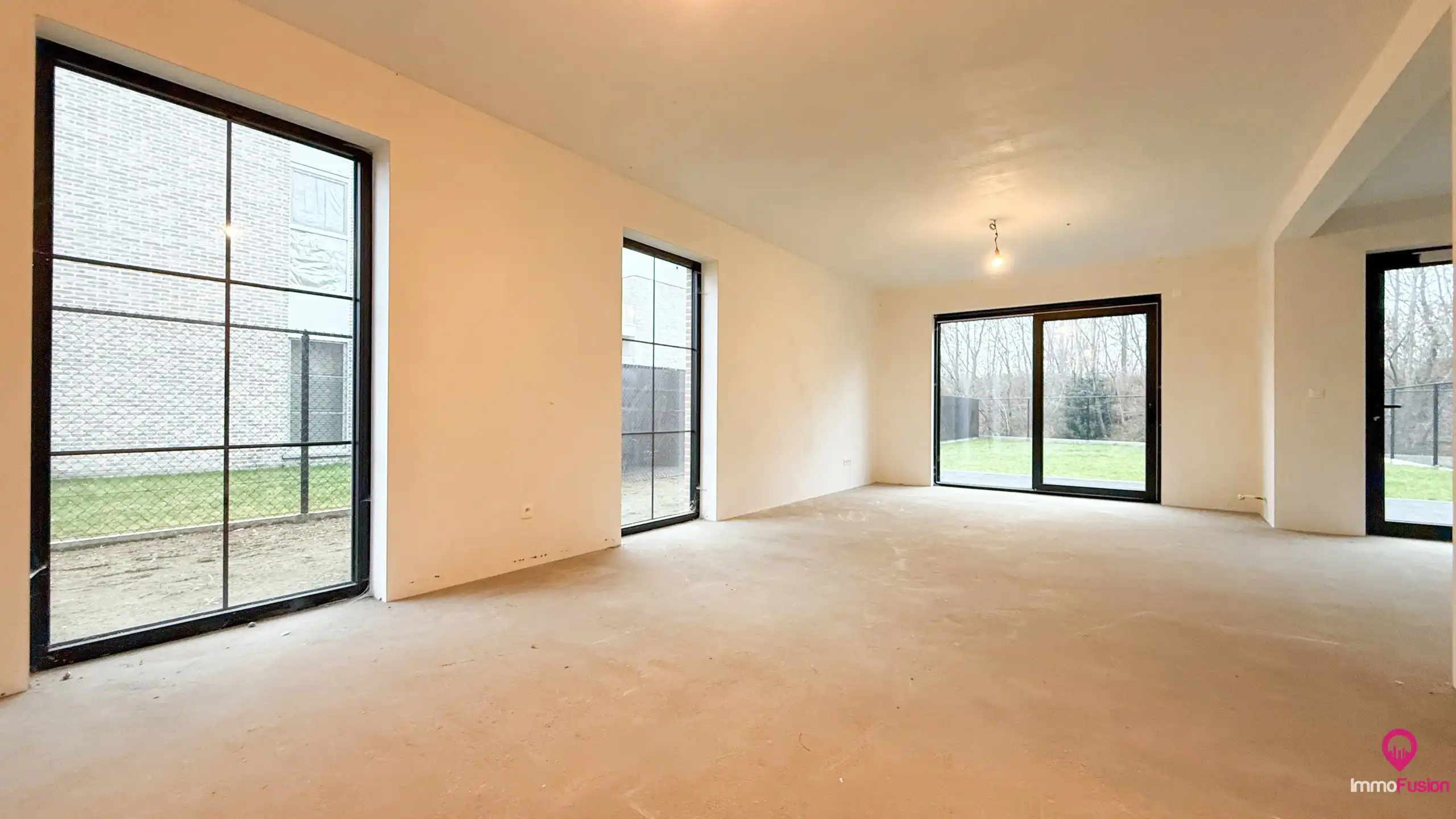 Volledig afgewerkte landelijke woning aan 2% Registratie! foto 3