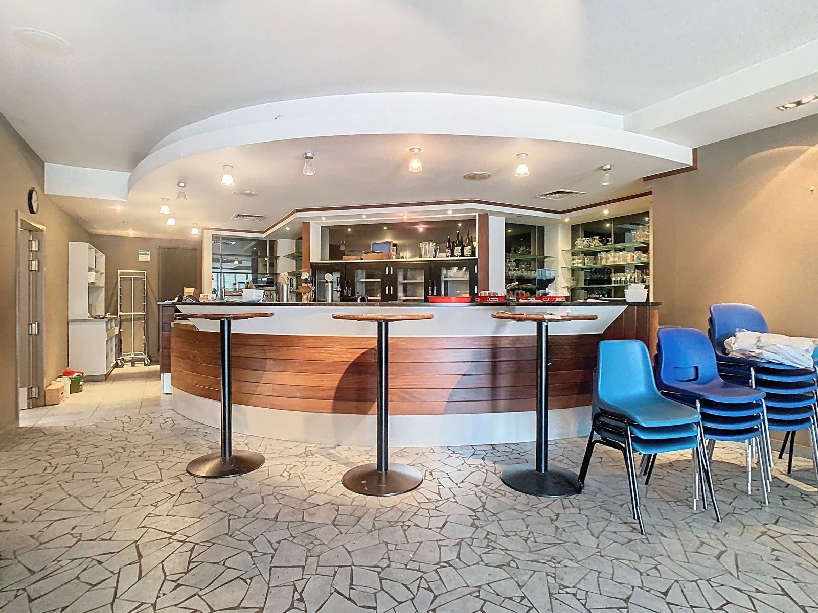Handelspand (ca 900m²) Met Casco appartement, op Toplocatie! foto 2
