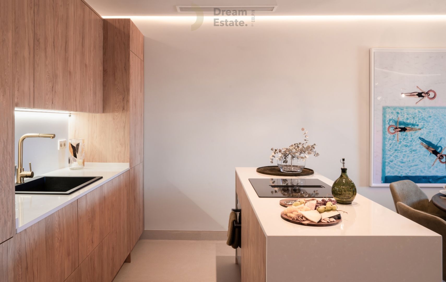 Schitterend luxe appartement aan het strand en restaurant Tikitano, Estepona. foto 4