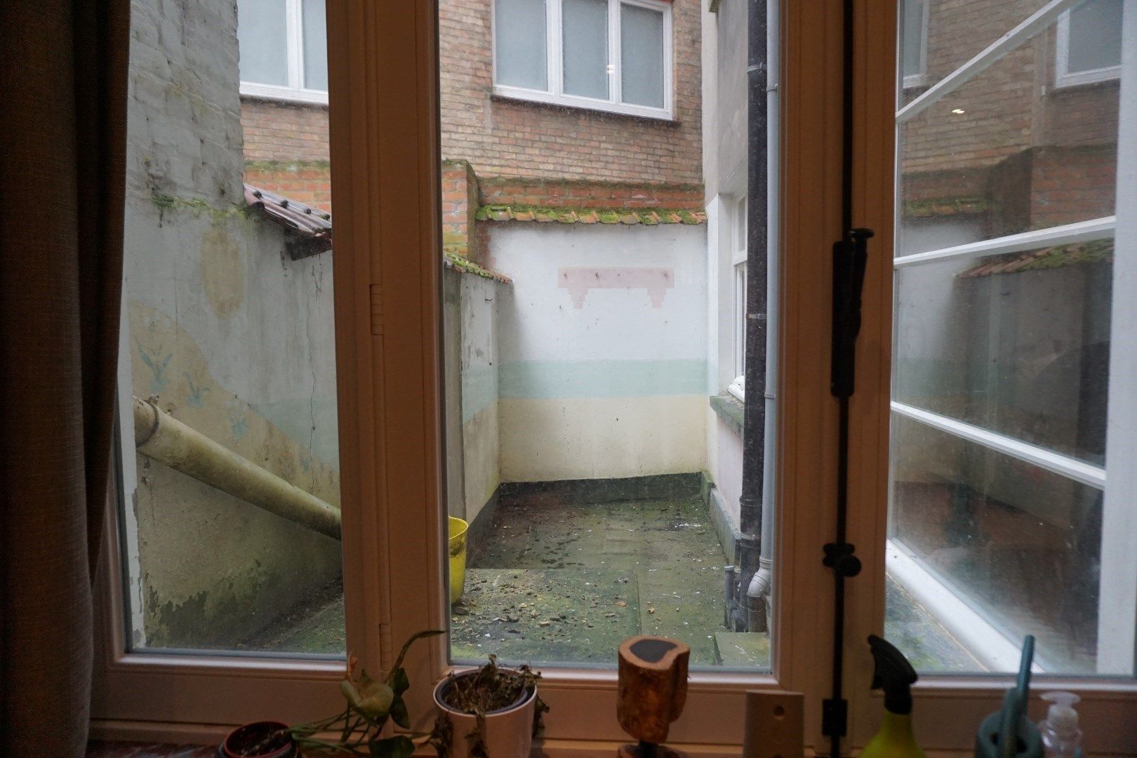 RUIM GEMEUBELD APPARTEMENT MET 1 SLAAPKAMER foto 6