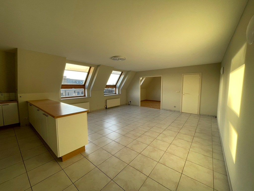 2 slaapkamerappartement in centrum Halle foto 5