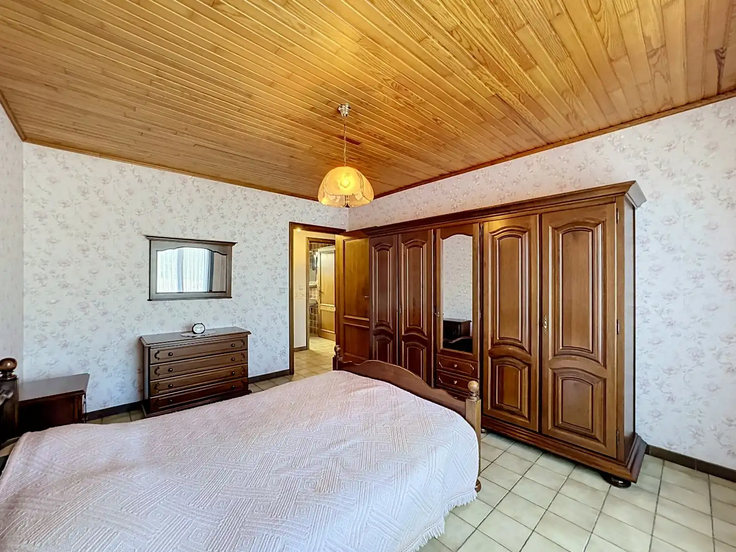 Alleenstaande woning met loods te Zerkegem  foto 17