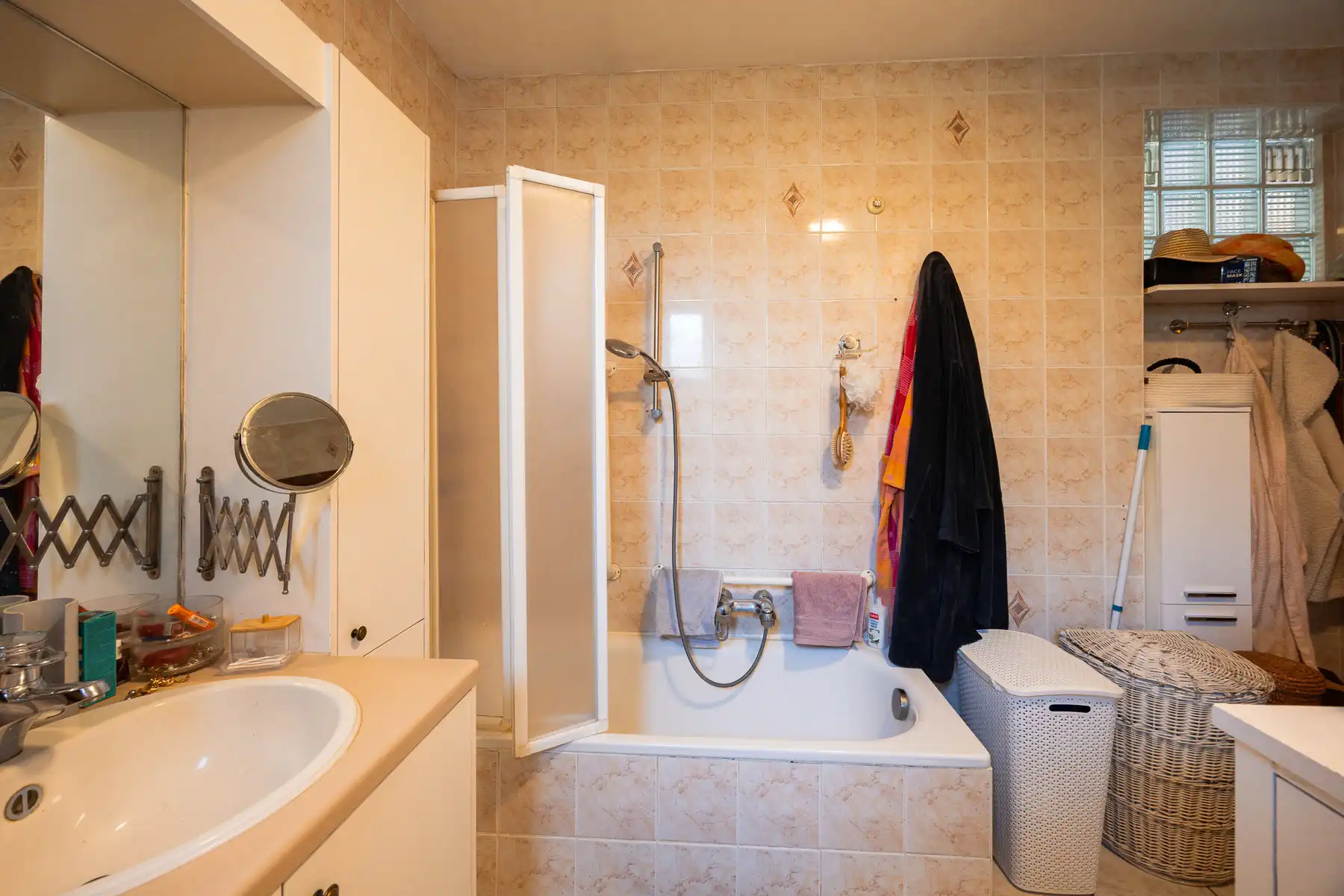 Charmante halfopen bebouwing met tal van mogelijkheden foto 10