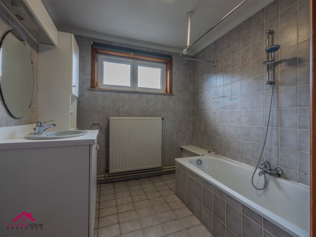 Ruim duplexappartement met 3 slaapkamers foto 8