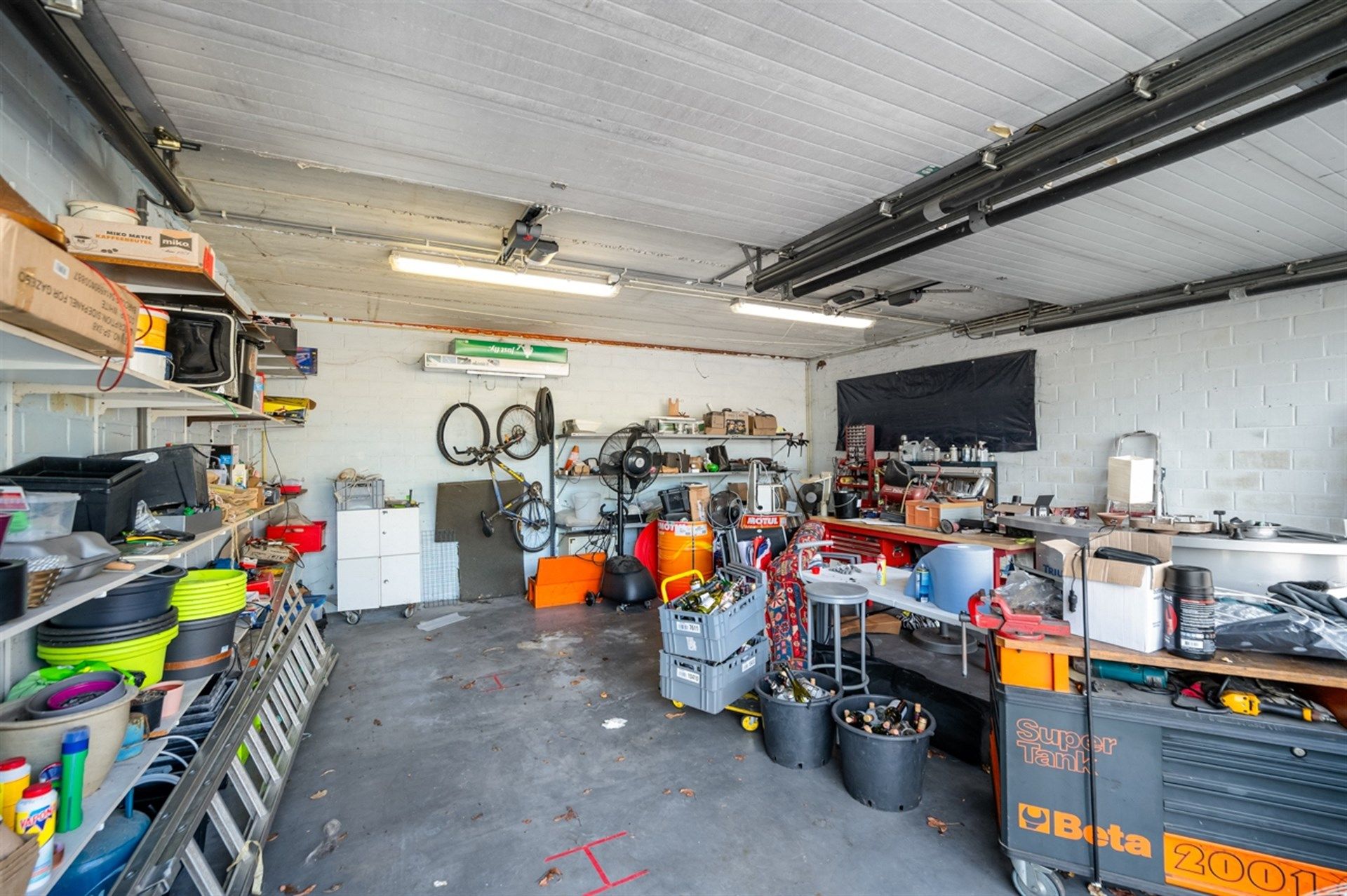 Ruime open bebouwing gelegen op verbindingsweg tussen Lede en Aalst foto 25