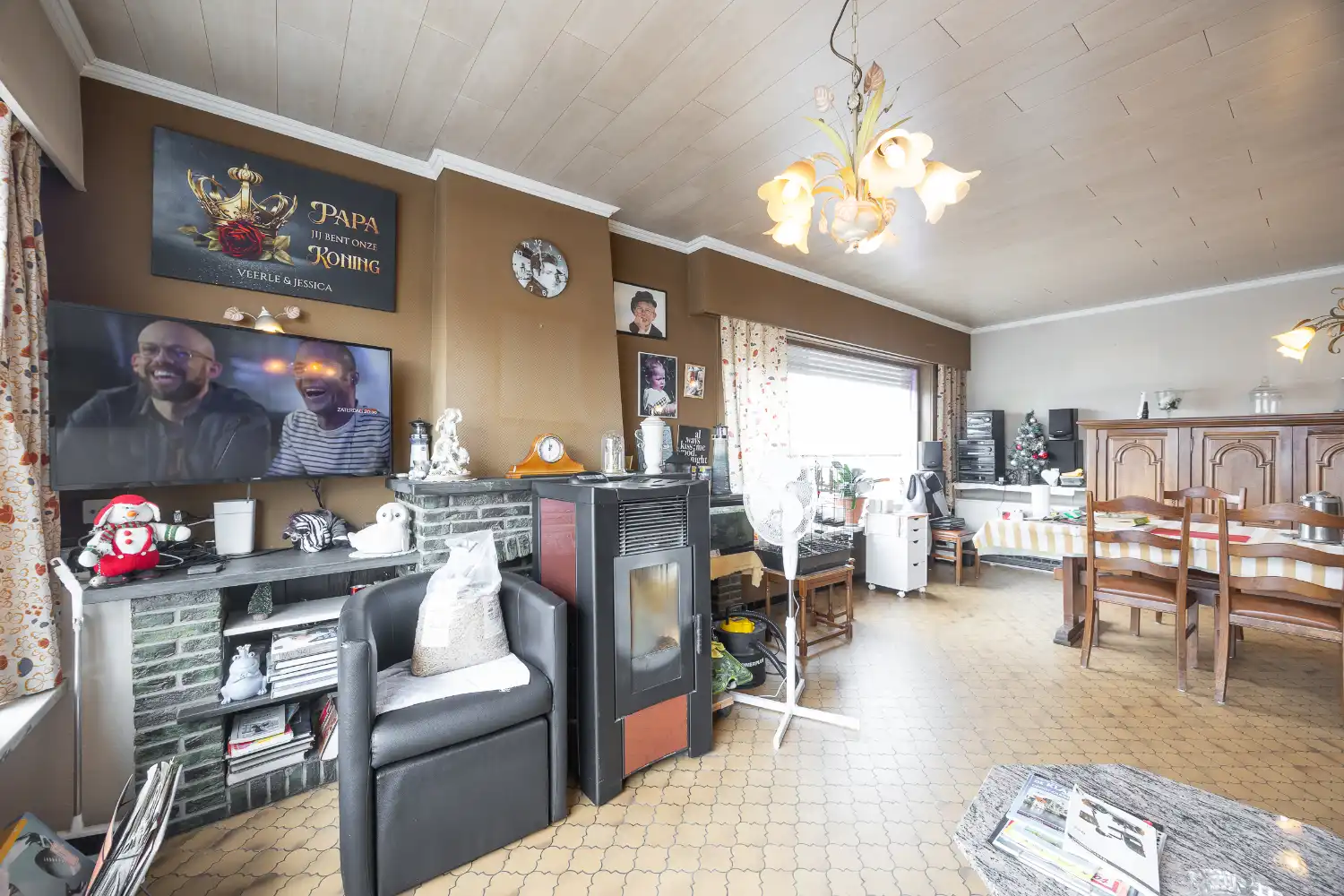 Te renoveren halfopen woning met veel potentieel foto 9