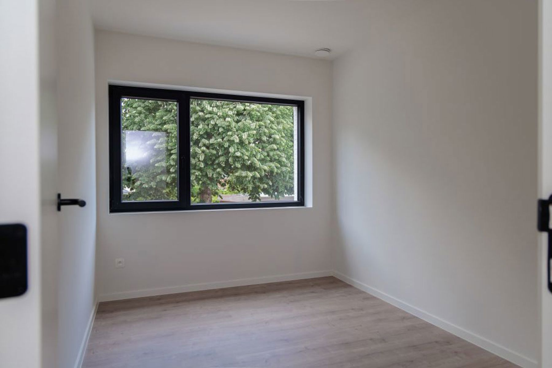 Ruime instapklare woning met 4 slaapkamers foto 9