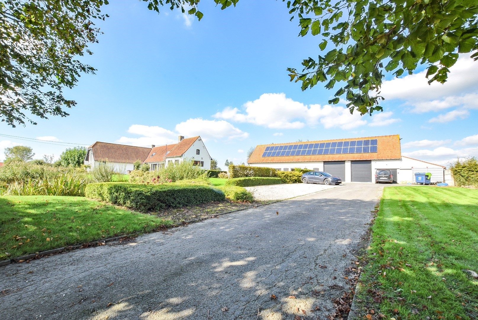 Instapklare woning met loods (300m²) gelegen in een doodlopende straat foto 25