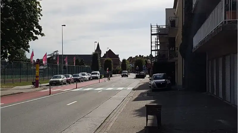 Comfortabel 2-slaapkamerappartement met GARAGE te koop in Sint-Michiels Brugge foto 12