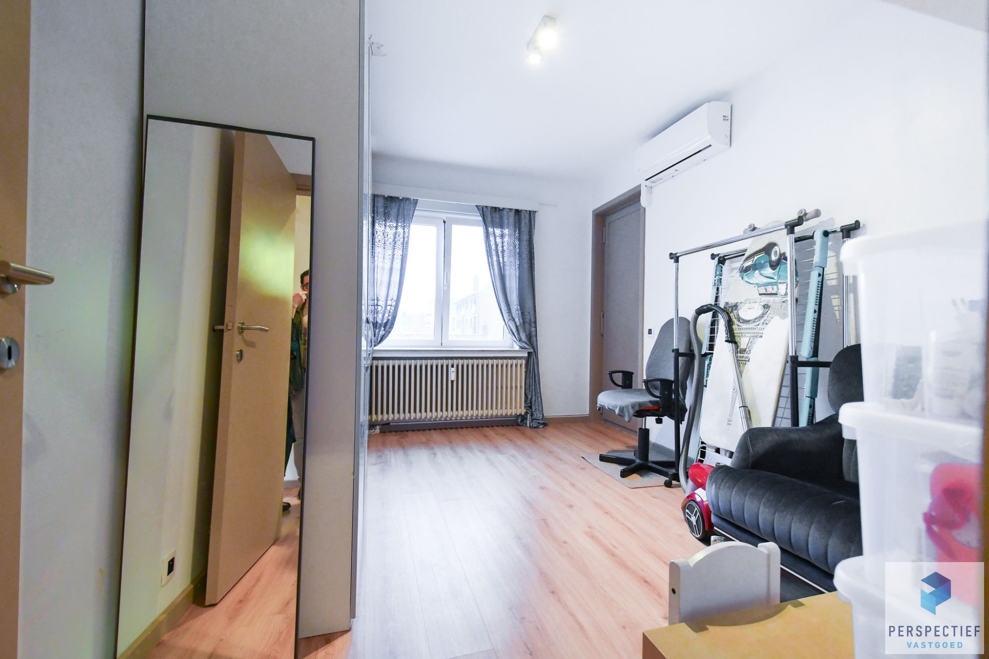 Ruim 2 slaapkamer appartement in het centrum van Aalter foto 8