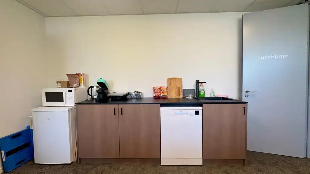 Instapklare kantoren te huur in Latem Business Park foto 7