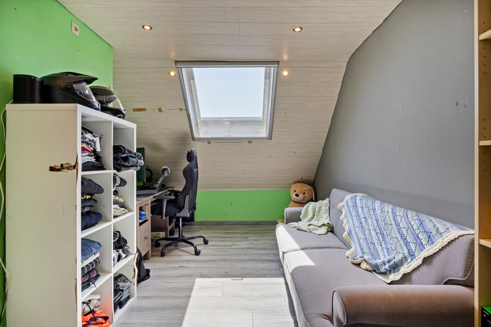 Verrassend ruime instapklare woning met 6 slaapkamers en zonnige tuin – hartje Meerbeke foto 25