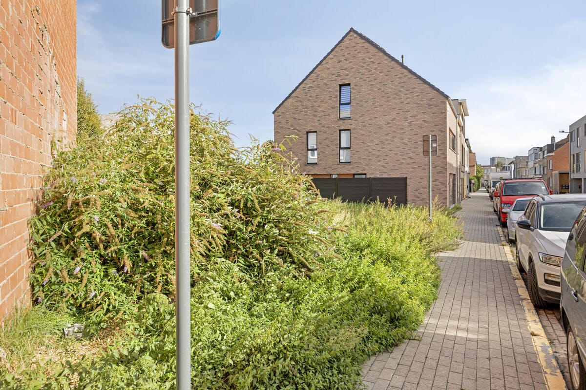 Bouwgrond voor halfopen bebouwing met ontwikkelingspotentieel te koop foto 7