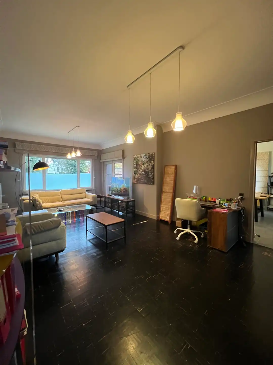 Ruime deels gerenoveerde villa met eclectische architectuur  foto 3