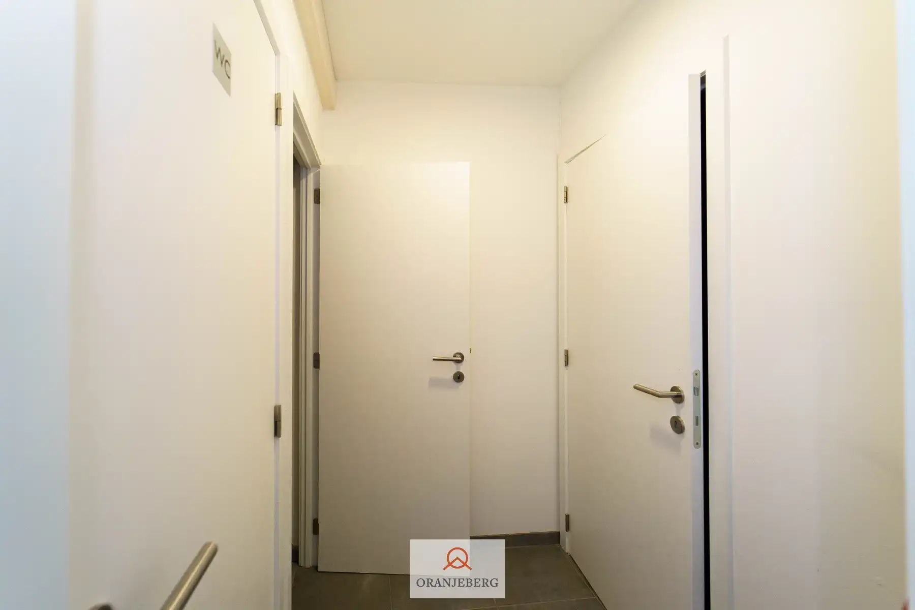 Kantoor gelijkvloers te huur in Gent foto 21