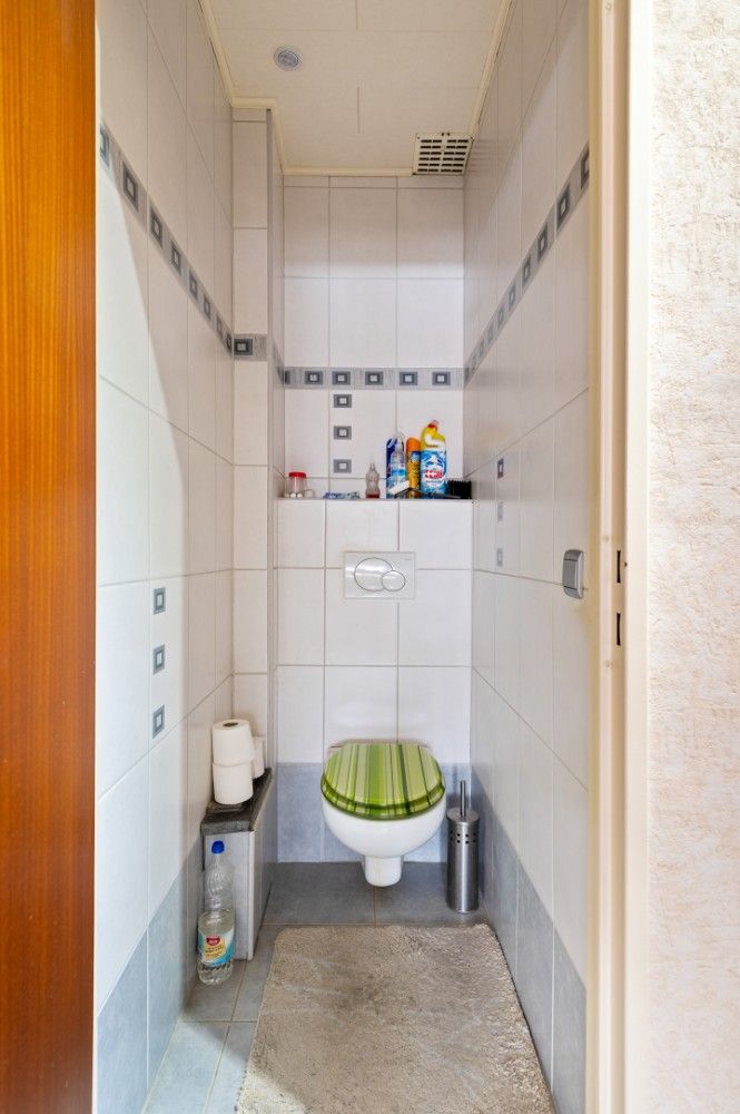 Gezellig app. op 1e verd. met 2 slpk., terras en garage foto 17