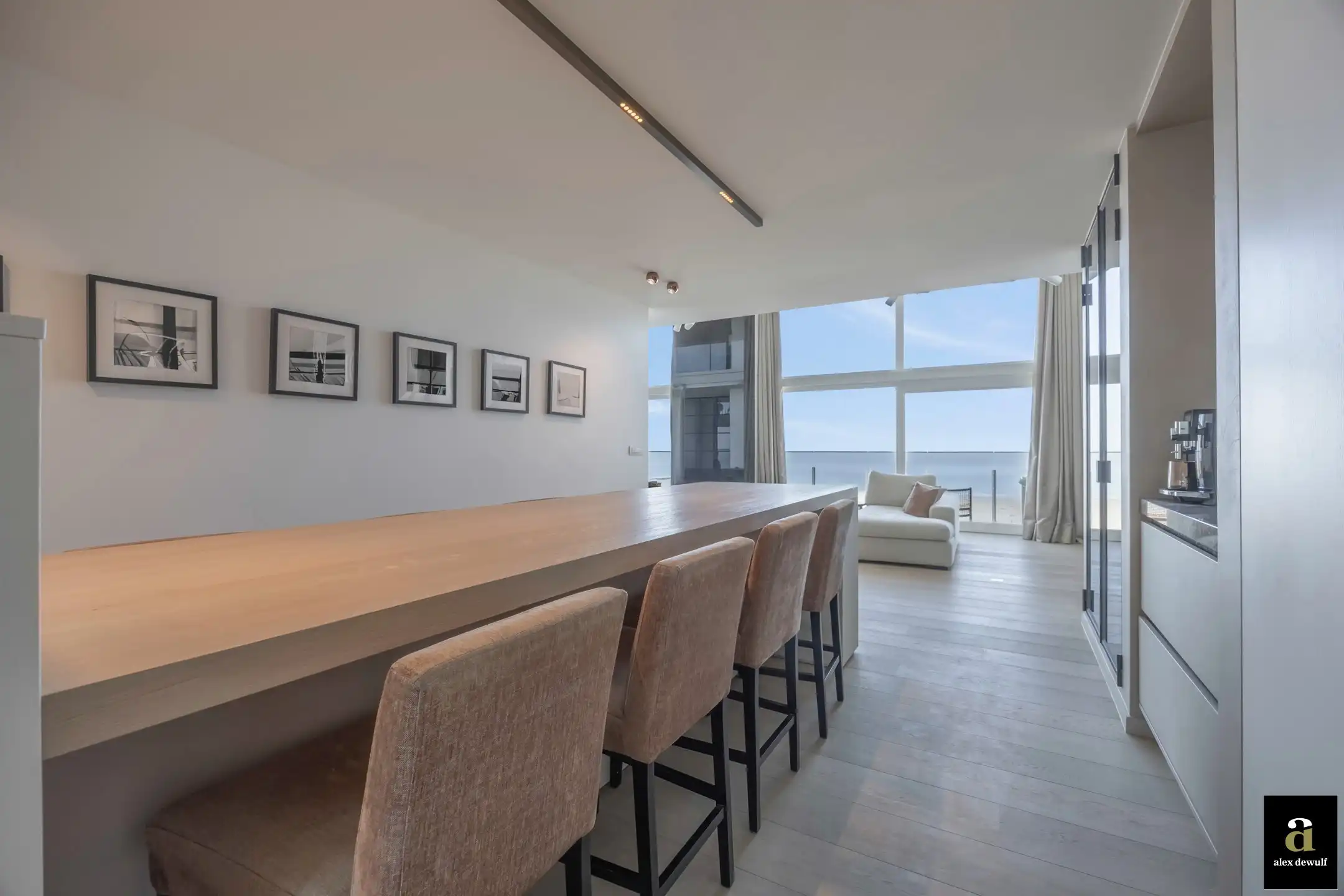 Exclusieve mezzanine met panoramisch frontaal zeezicht – Residentie Royal Navy foto 12
