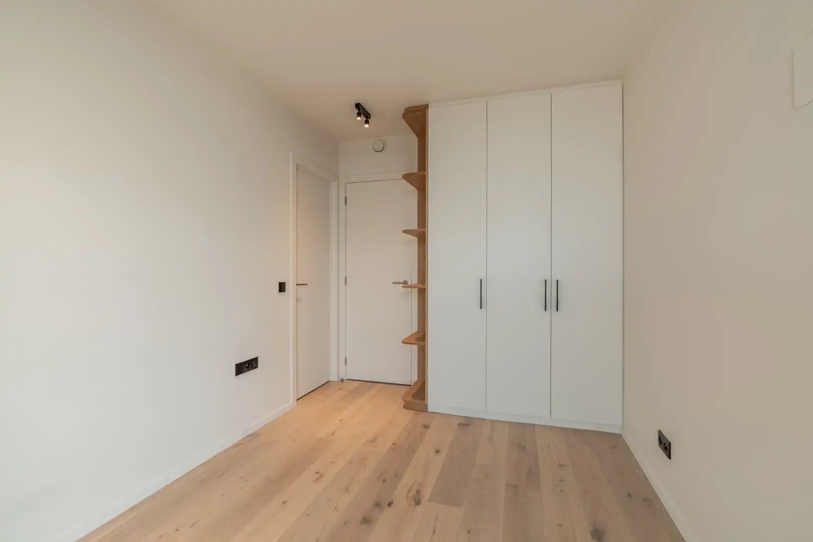 Nieuwbouw appartement met open verzichten vanop het zuid gericht terras foto 16