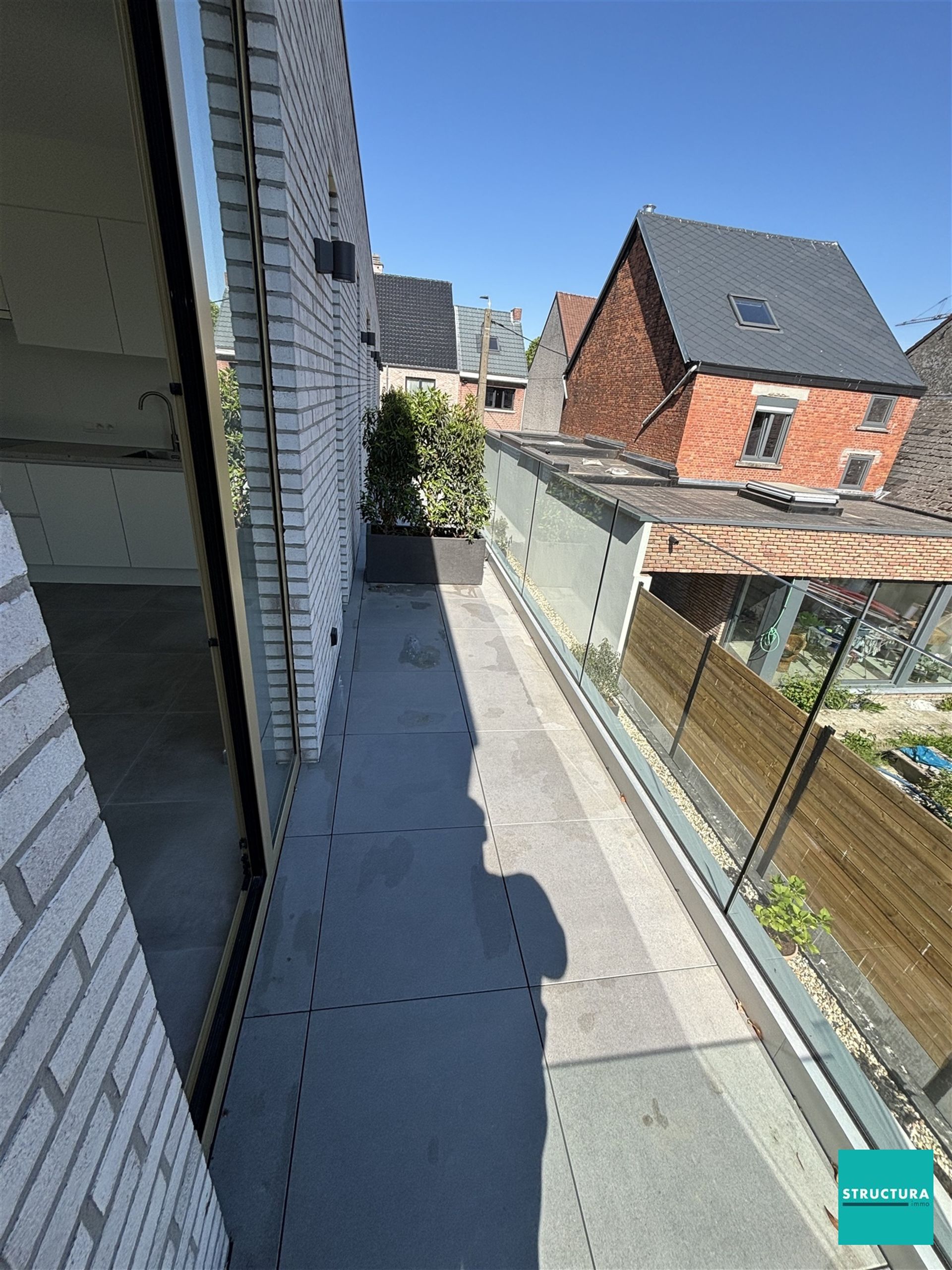 Appartement met 2 kamers en 2 terrassen foto 9