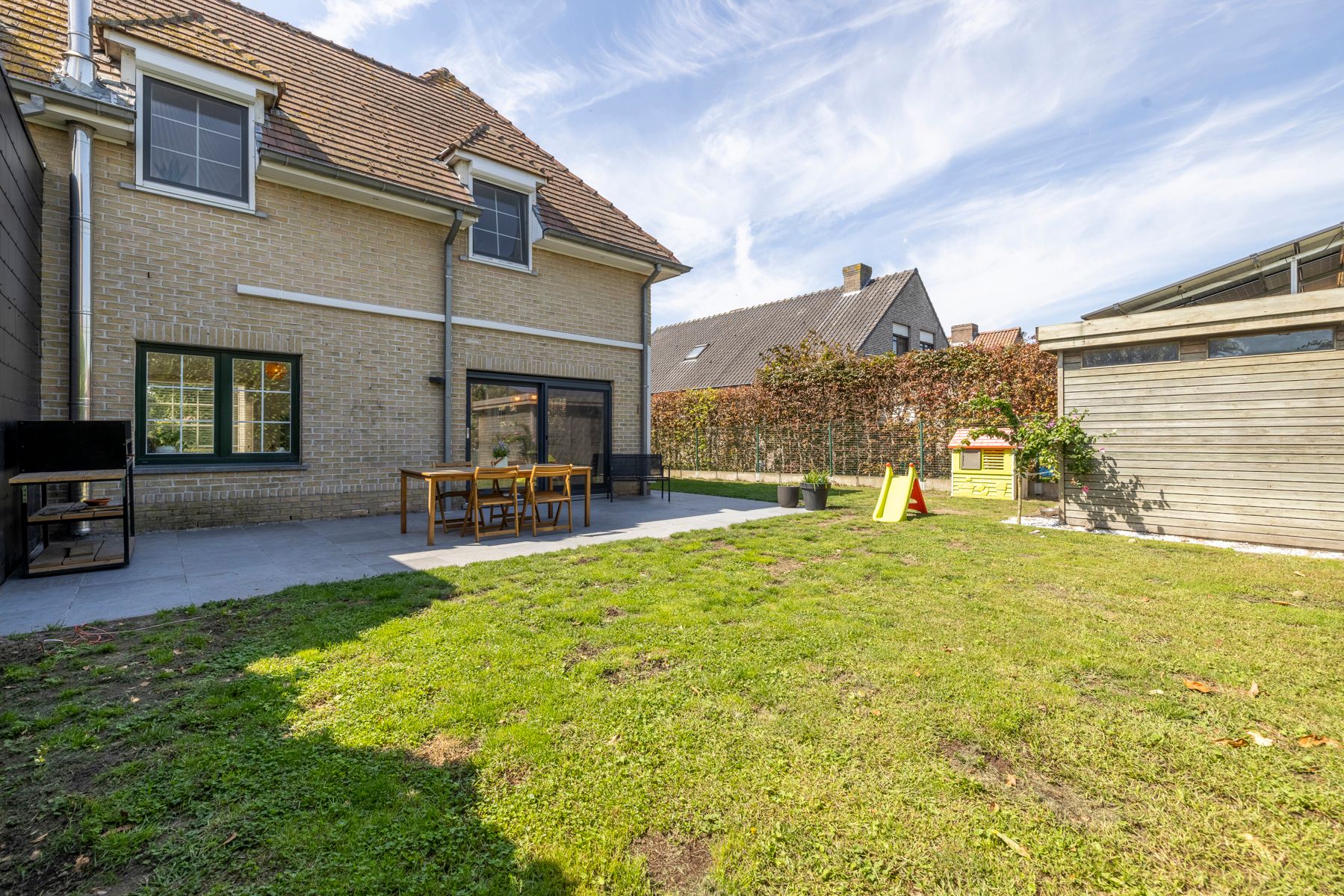 Woning met 3 slaapkamers, tuin en garage te koop! foto 24