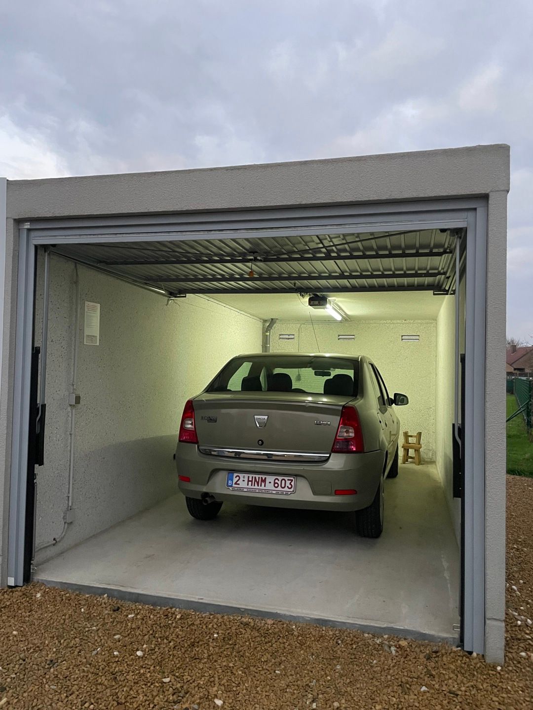 NINOVE-  Gelijkvloers appartement met tuin en garage foto 14