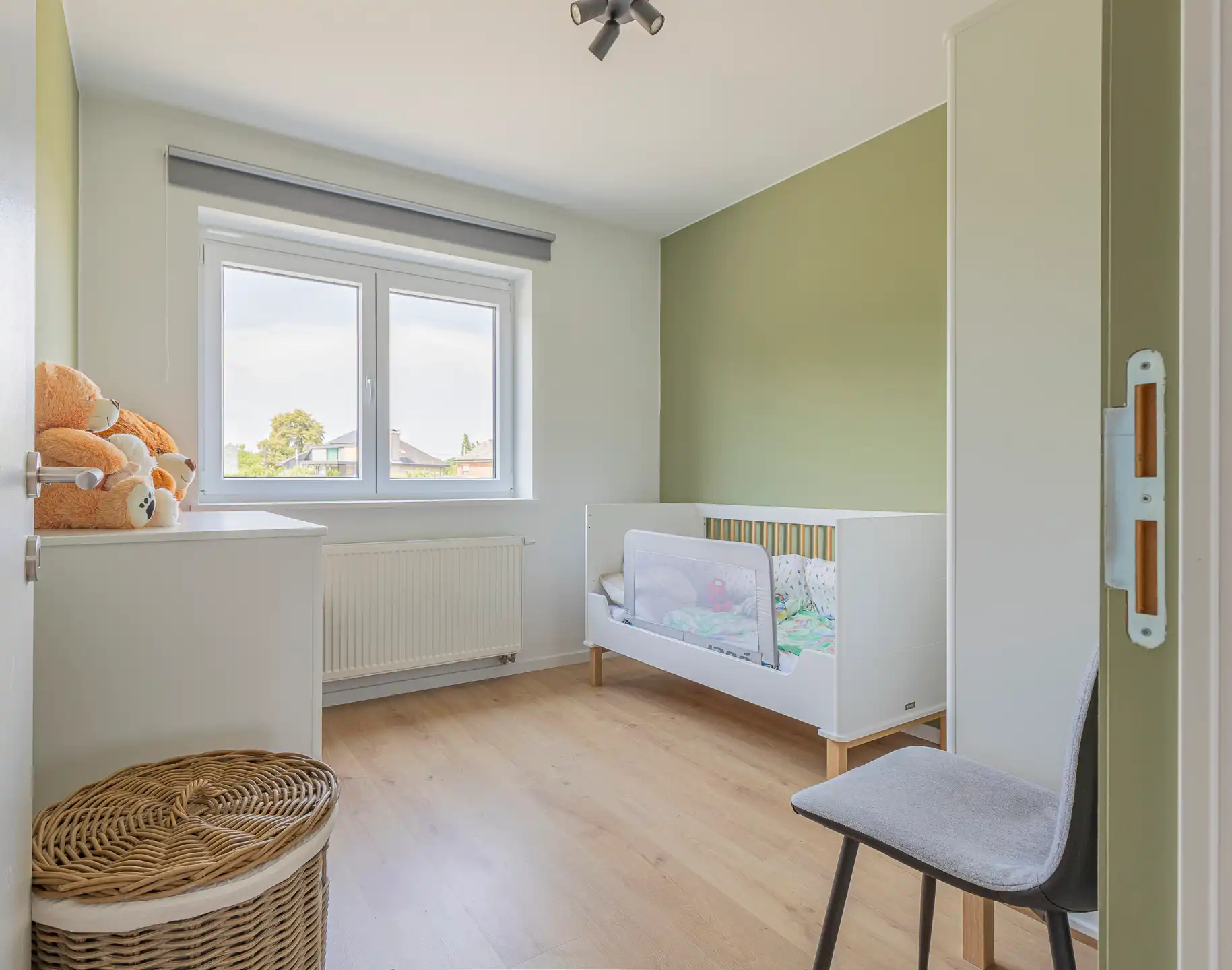 WICHELEN - Recente, perfect instapklare woning met 4 kamers foto 17