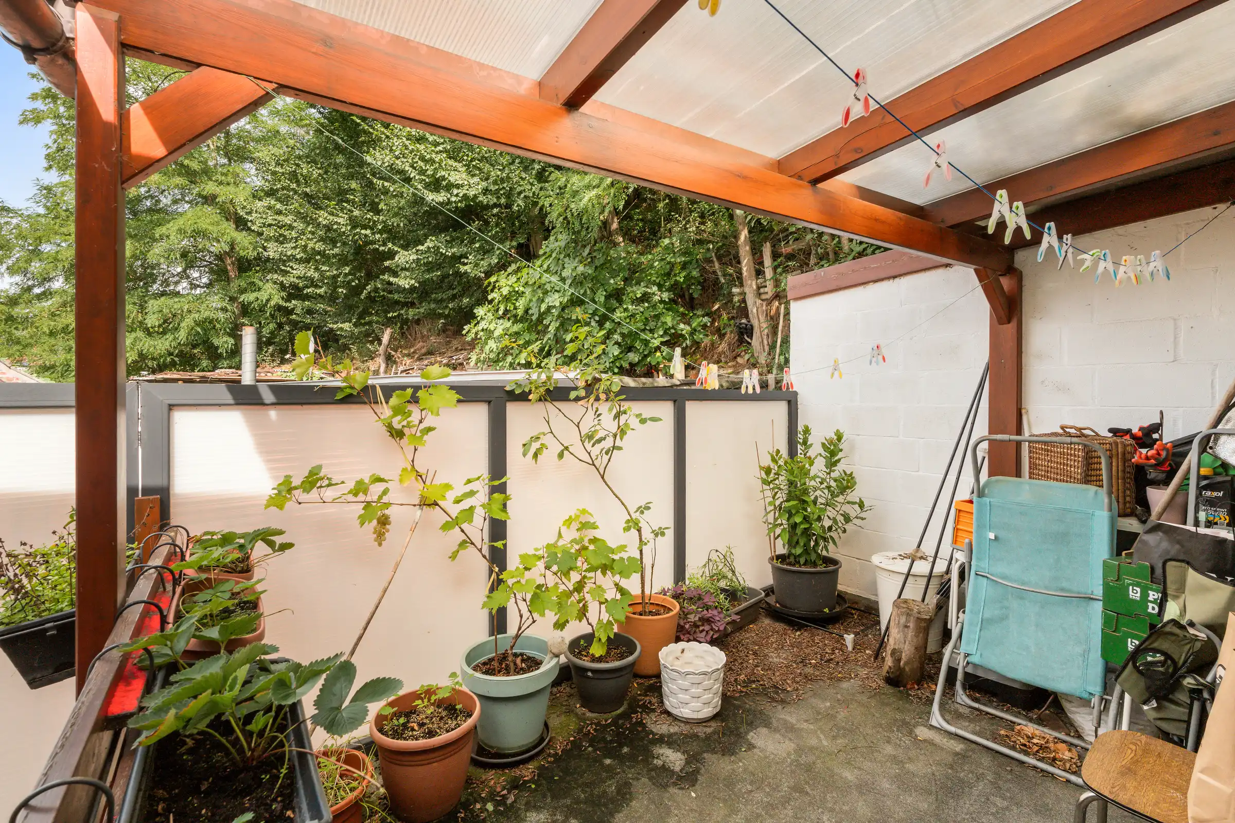 Ruime woning met renovatie foto 8